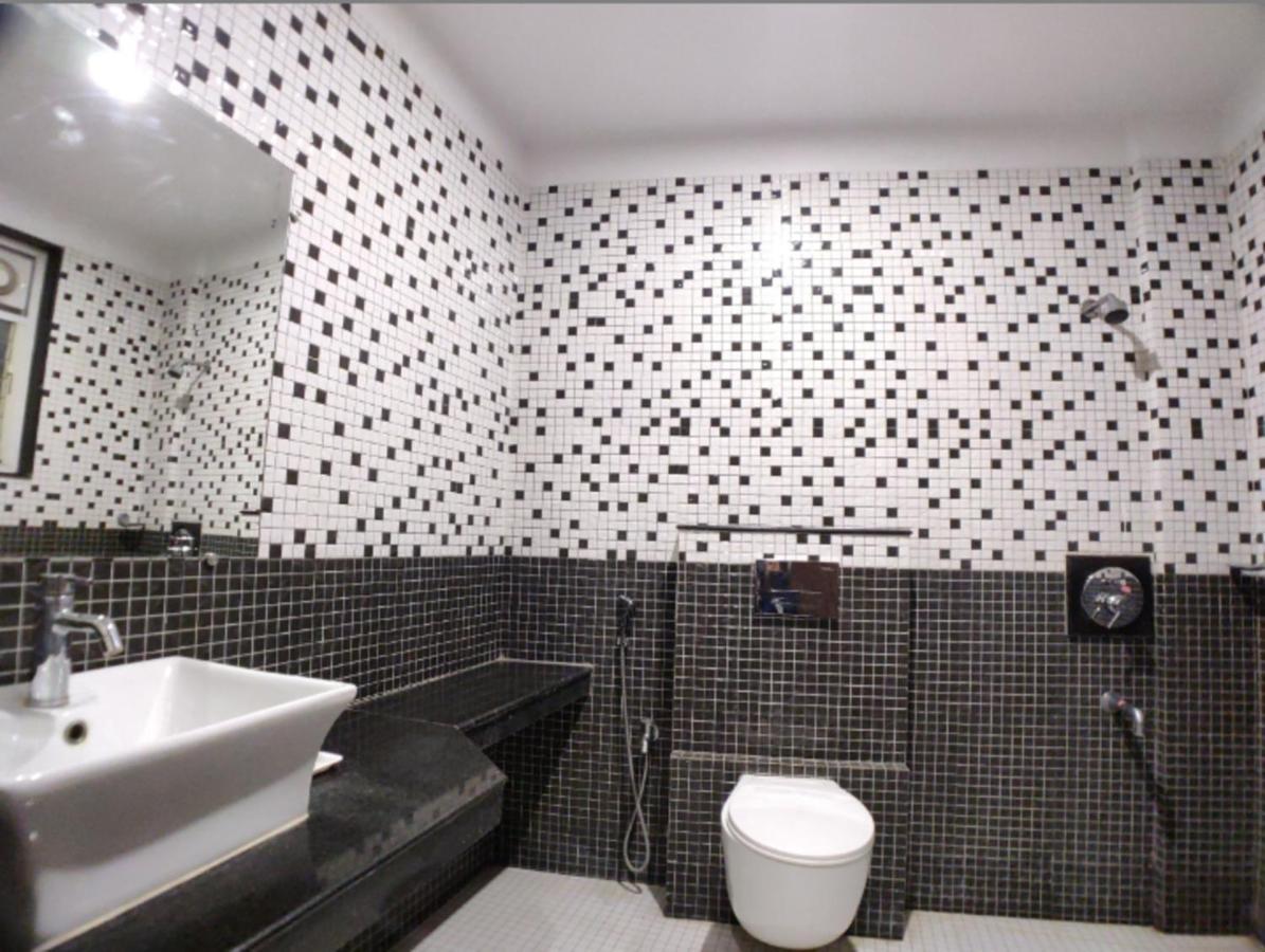 Hotel Badrika Inn Rewa Zewnętrze zdjęcie